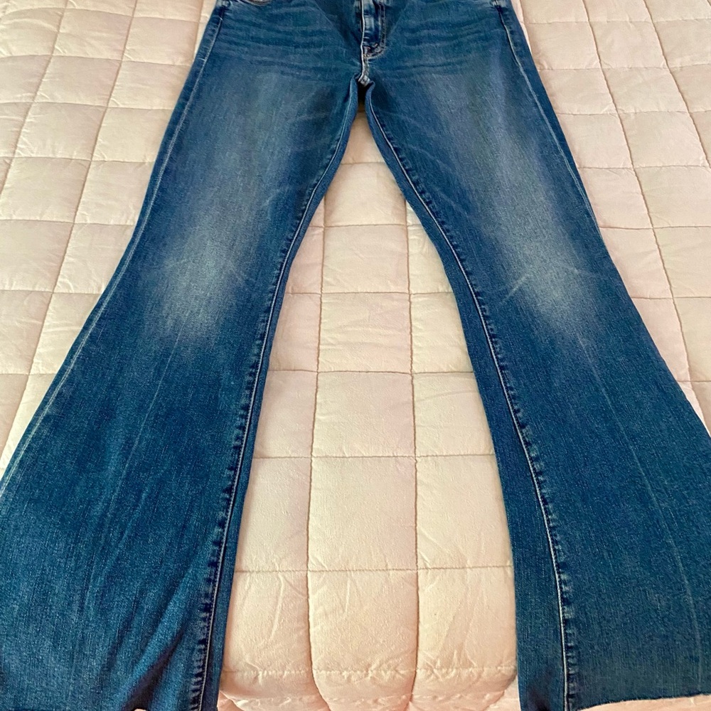 MOTHER The Weekender Mid-Rise Flare Jeans - Picture 7 of 10